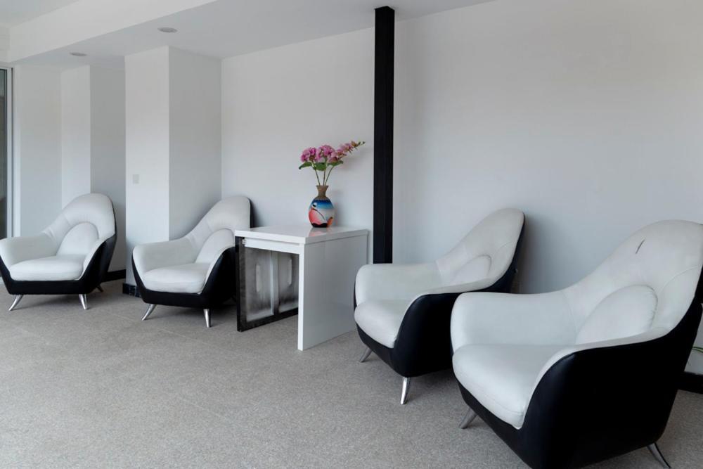Apartasuite Edificio Monir Bogotá Kültér fotó